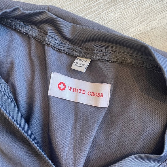 White cross nurse scrub nwt - Picture 3 of 4